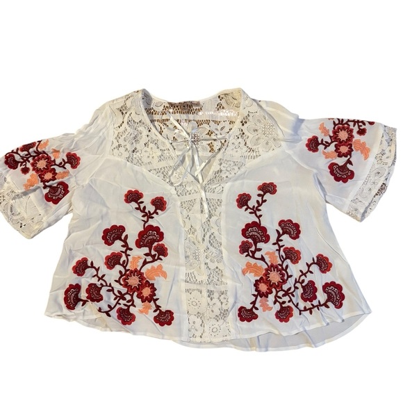 For Love In Lemons Isabella Embroidered Top Size Medium - Picture 3 of 6